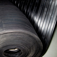 Автодорожка полоска (ребро). Автомобильная дорожка резиновая