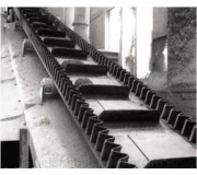 Шевронна (модульна) конвеєрна стрічка Шевронна (модульна) конвеєрна стрічка