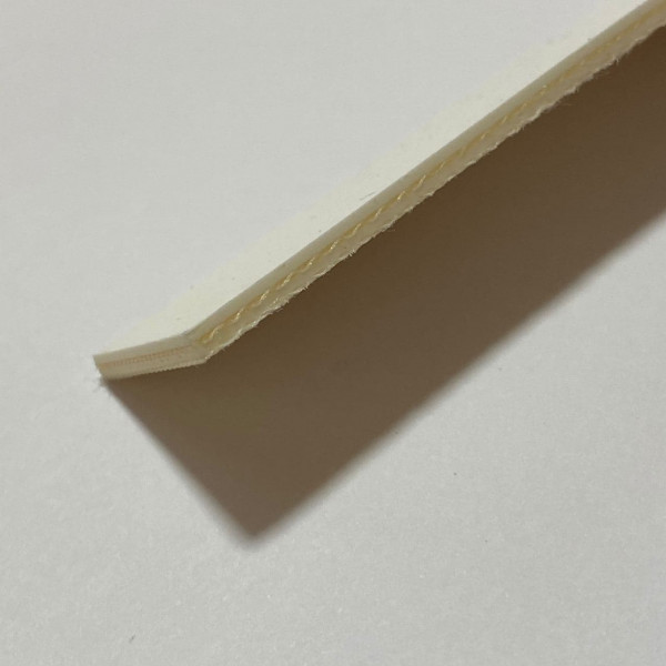 Стрічка ПВХ 3мм. харчова (біла) транспортерна 