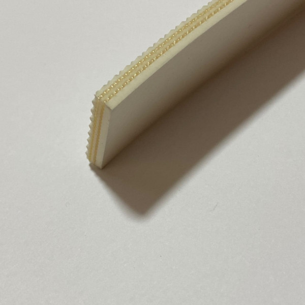 Стрічка ПВХ 3мм. харчова (біла) транспортерна 