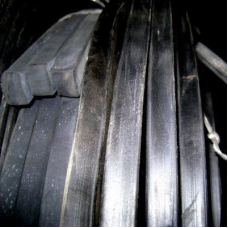 Шнуры резиновые квадратного сечения